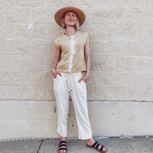 Organic Cotton and Hemp Capris. Cream. Size Small